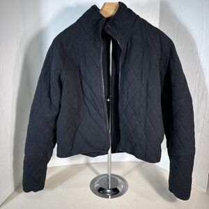 Lululemon Women's Quilted Calm Short Jacket Black Full Zip Lined women’s size 8